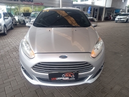 FORD - FIESTA - 2014/2014 - Prata - R$ 45.900,00