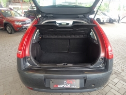 CITROËN - C4 - 2011/2012 - Cinza - R$ 31.900,00