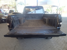 FORD - RANGER - 2008/2009 - Preta - R$ 57.900,00